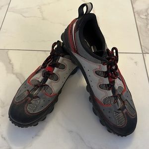 Answer Racing Bike Shoe Unisex Clip-In Shimano Lace Up Black Red Grey